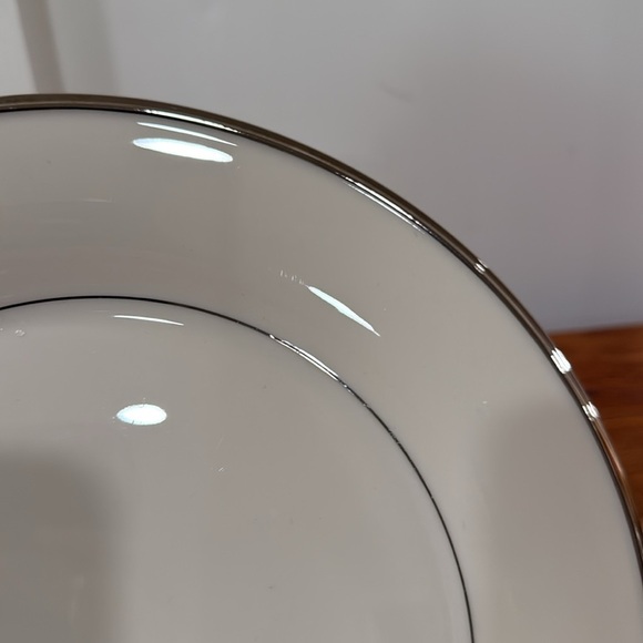 Lenox Dimension Collection Solitaire Ivory Dinner Plates w/ Platinum Band x 2 - Picture 3 of 5